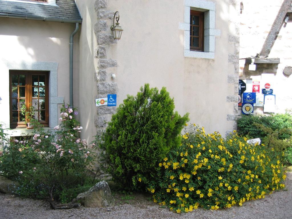 Auberge De L'Atre Quarre-les-Tombes Bagian luar foto