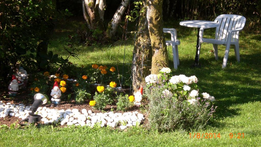 Auberge De L'Atre Quarre-les-Tombes Bagian luar foto